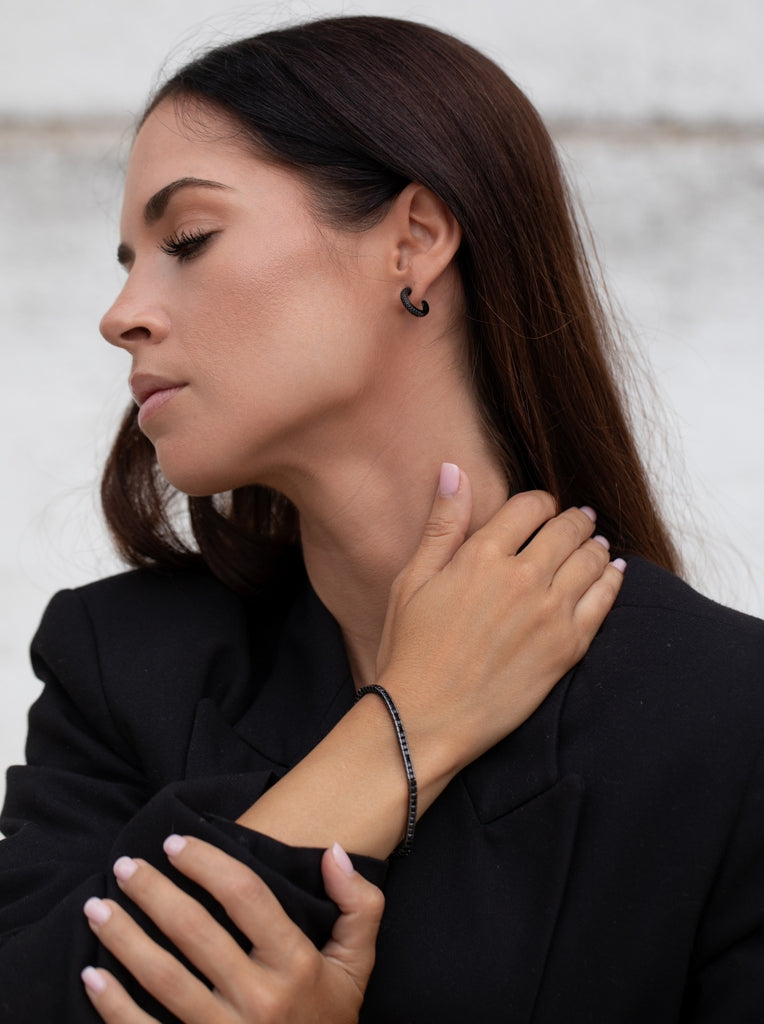 Pulseras riviere de plata con circonitas negras