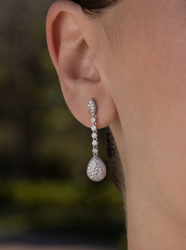 Pendientes novia swarovski de plata diseño colgante con circonita