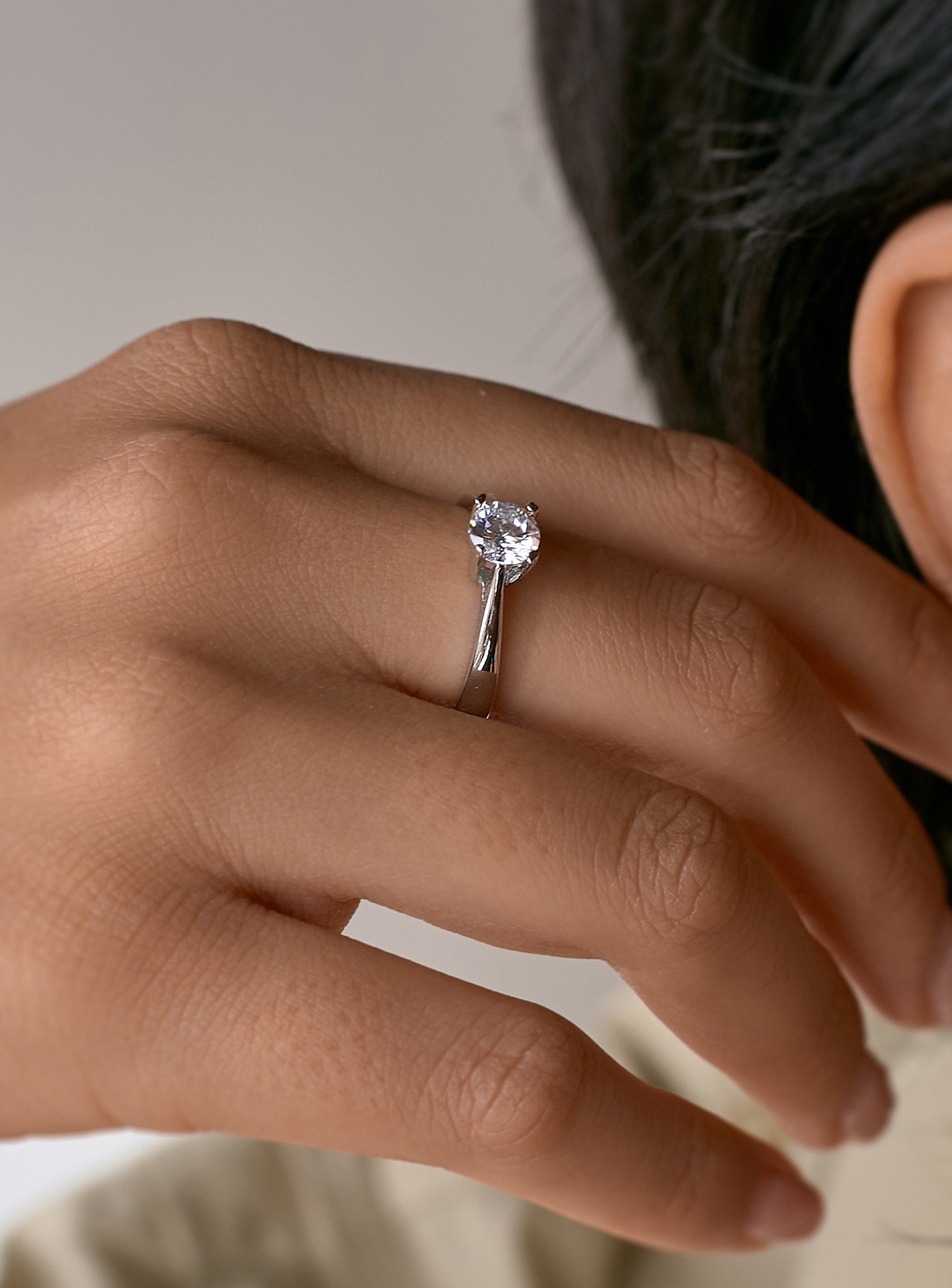 de engagement avec quartz adamantine épaisseur