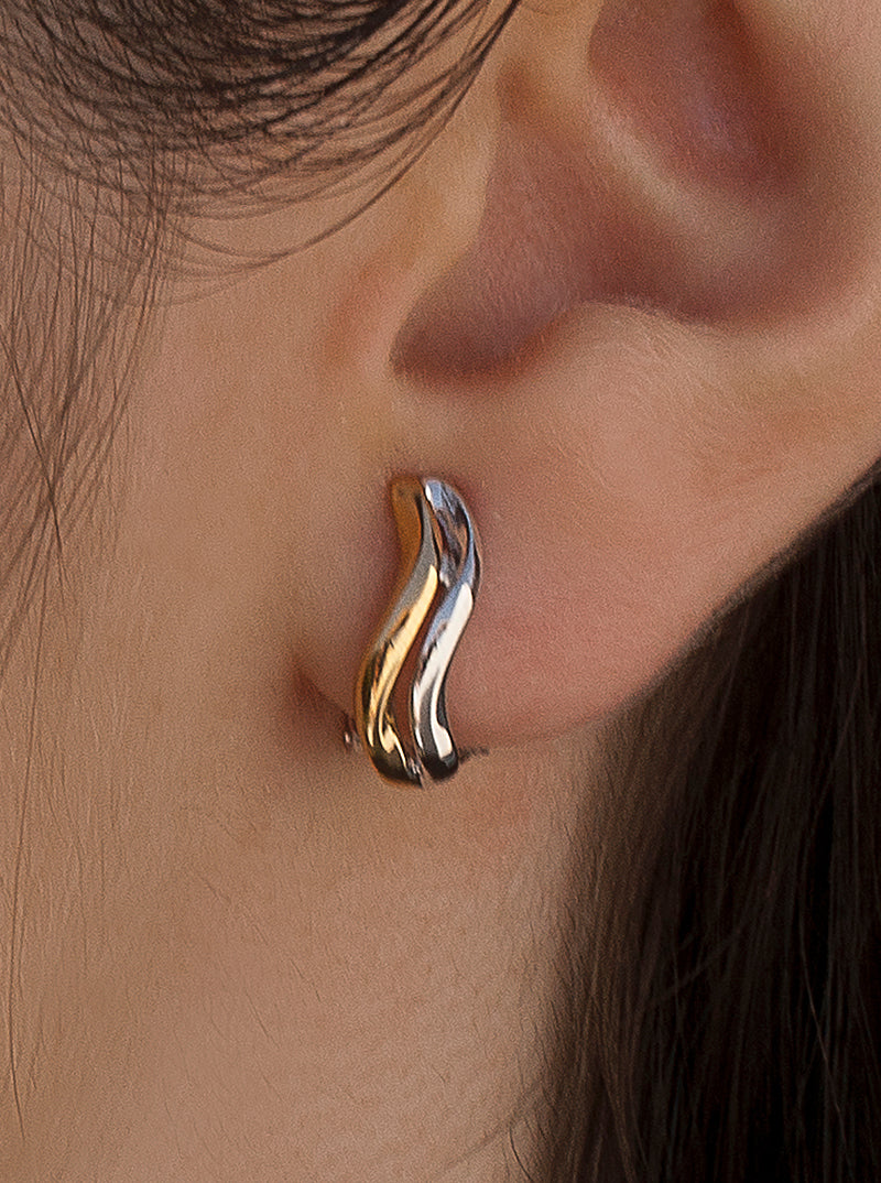 Pendientes bicolor diseño dos carriles en forma de onda