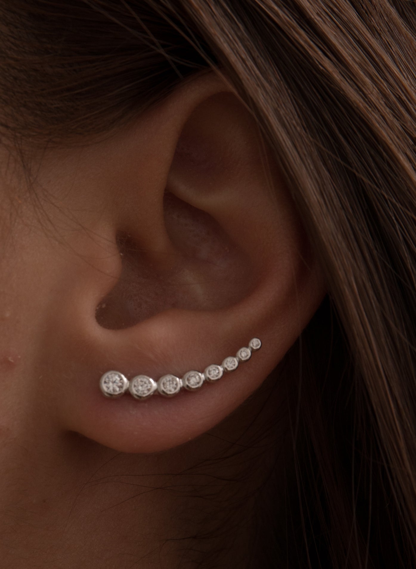 Pendientes trepadores de plata diseño circonitas brillantes crecientes