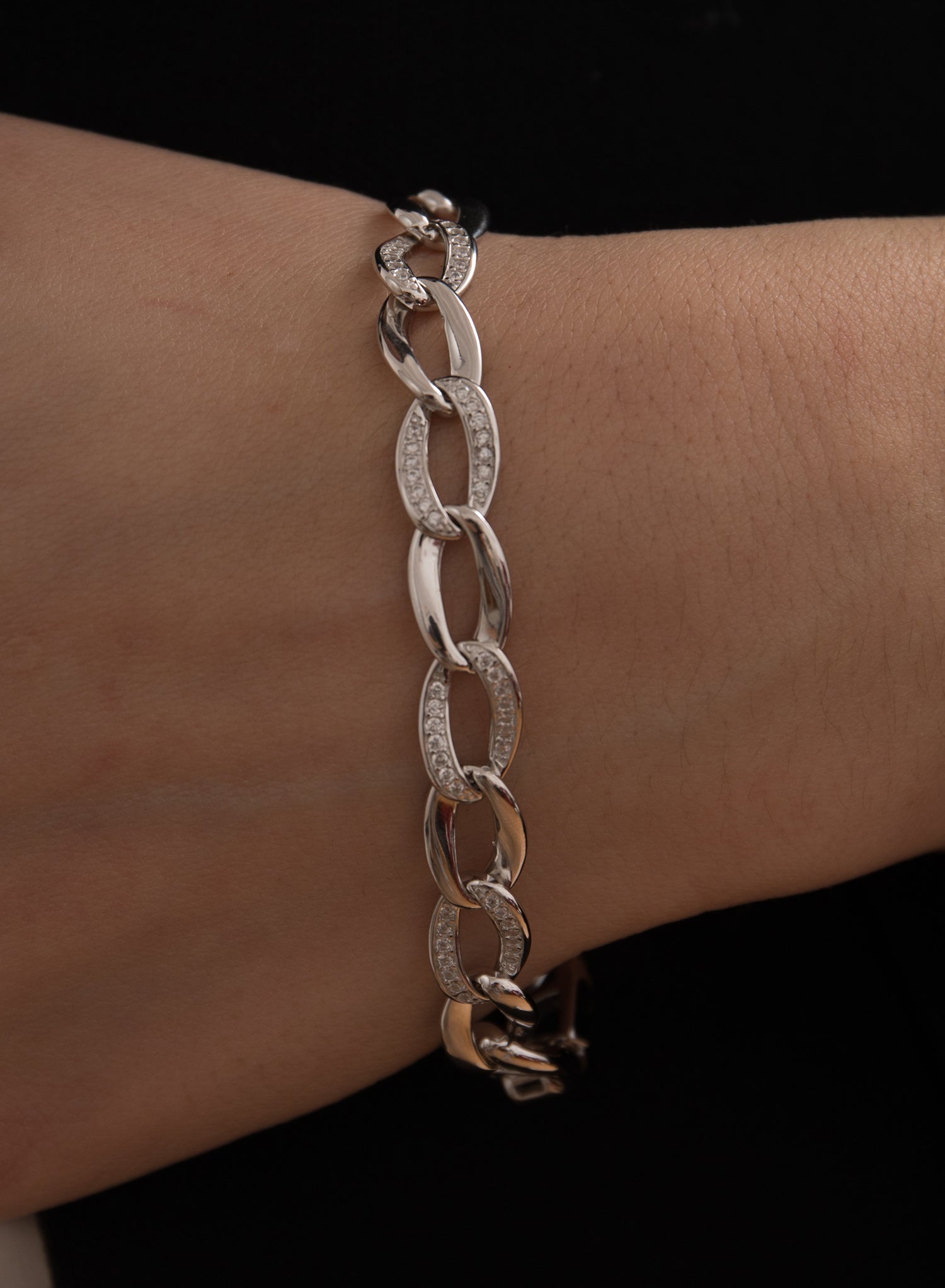 Pulseras brillantes en trenza de plata con circonitas