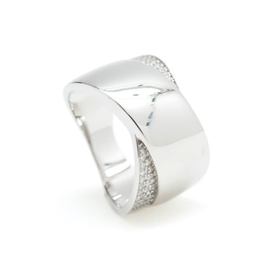 Anillos anchos diseño de bandas gruesas y circonitas
