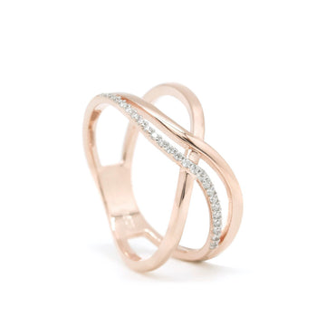 Anillos bicolor entrecruzado bañado en rosa