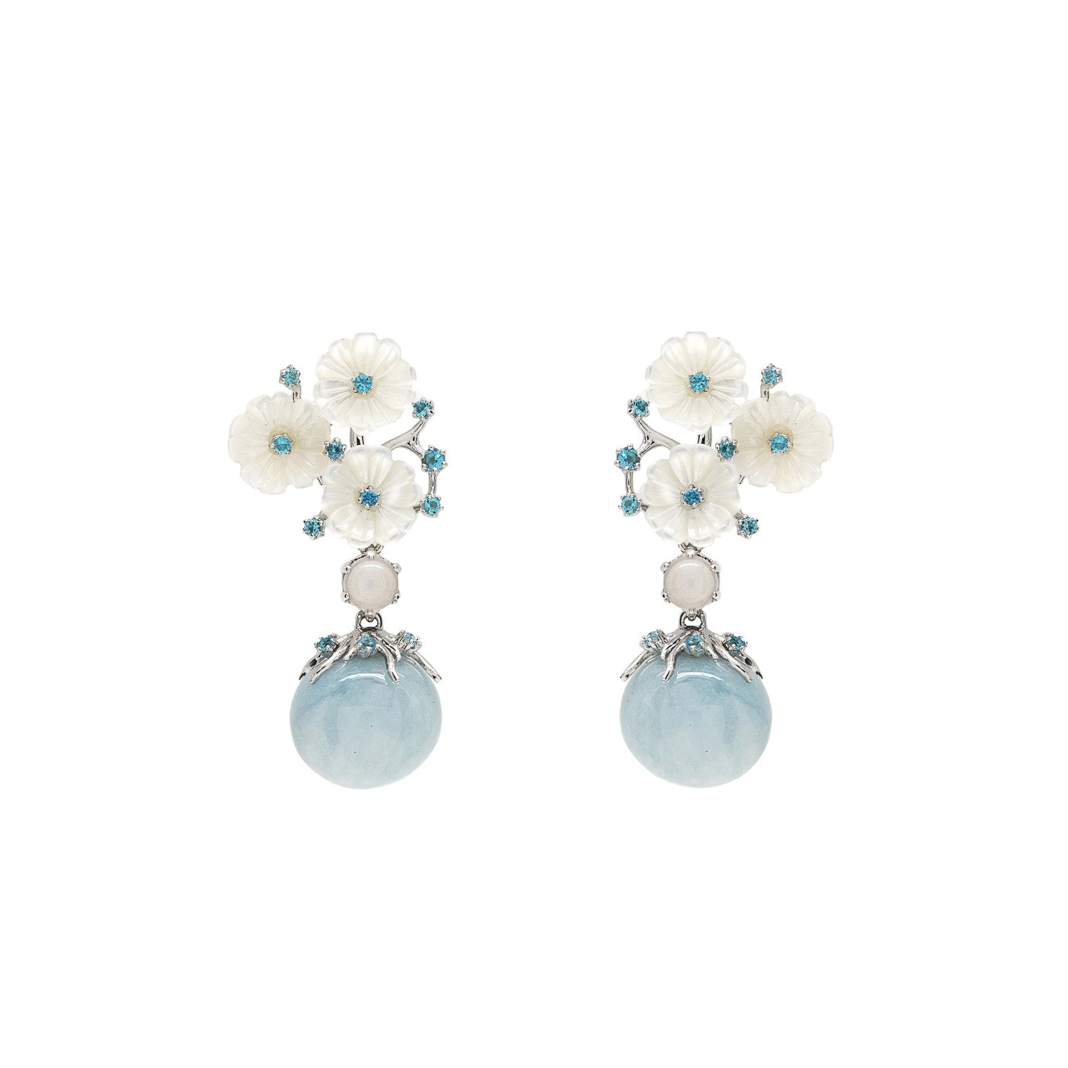Pendientes de piedra natural diseño floral tono aguamarina