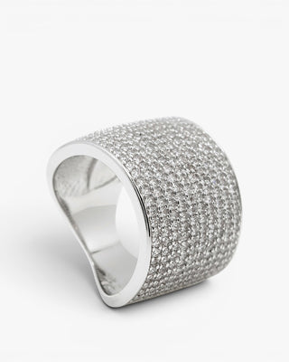Bagues en zircone, sertissage intégral en zircone, design imposant
