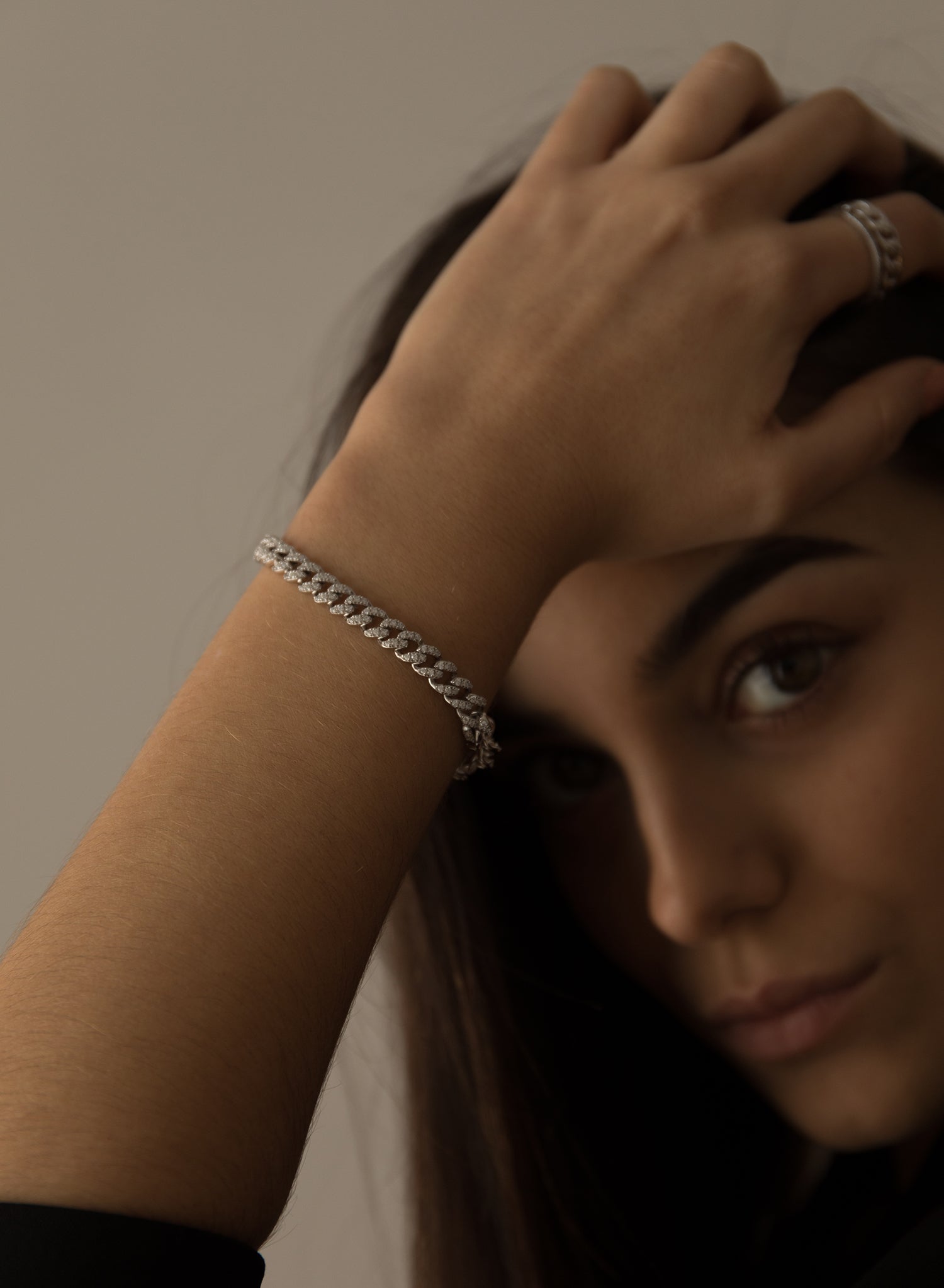 Pulseras brillantes en plata con engaste total de circonitas