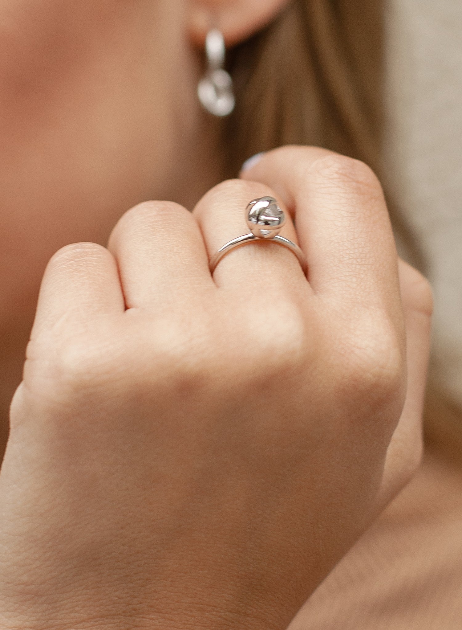 Anillos finos de plata diseño de nudo