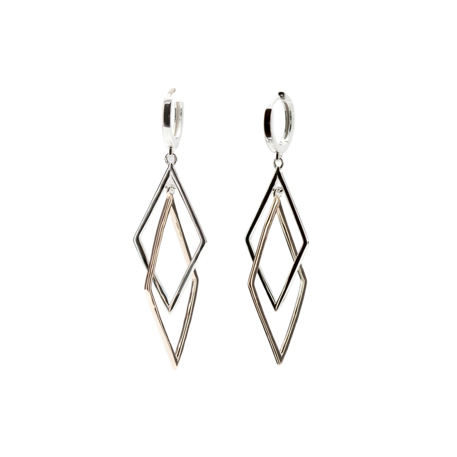 Pendientes bicolor de plata largos con diseño de rombos
