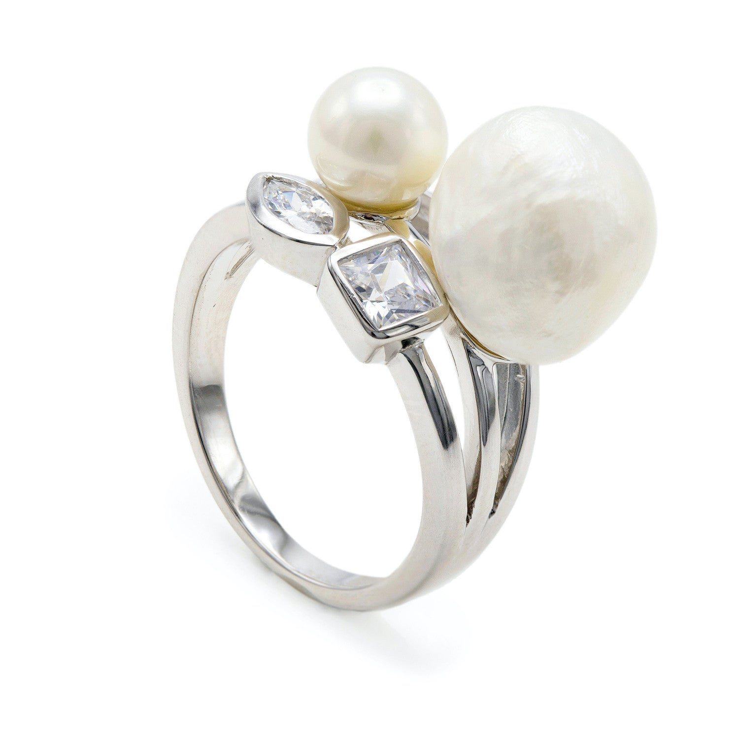 Anillos con perlas doble motivo y cuarzo adamantino