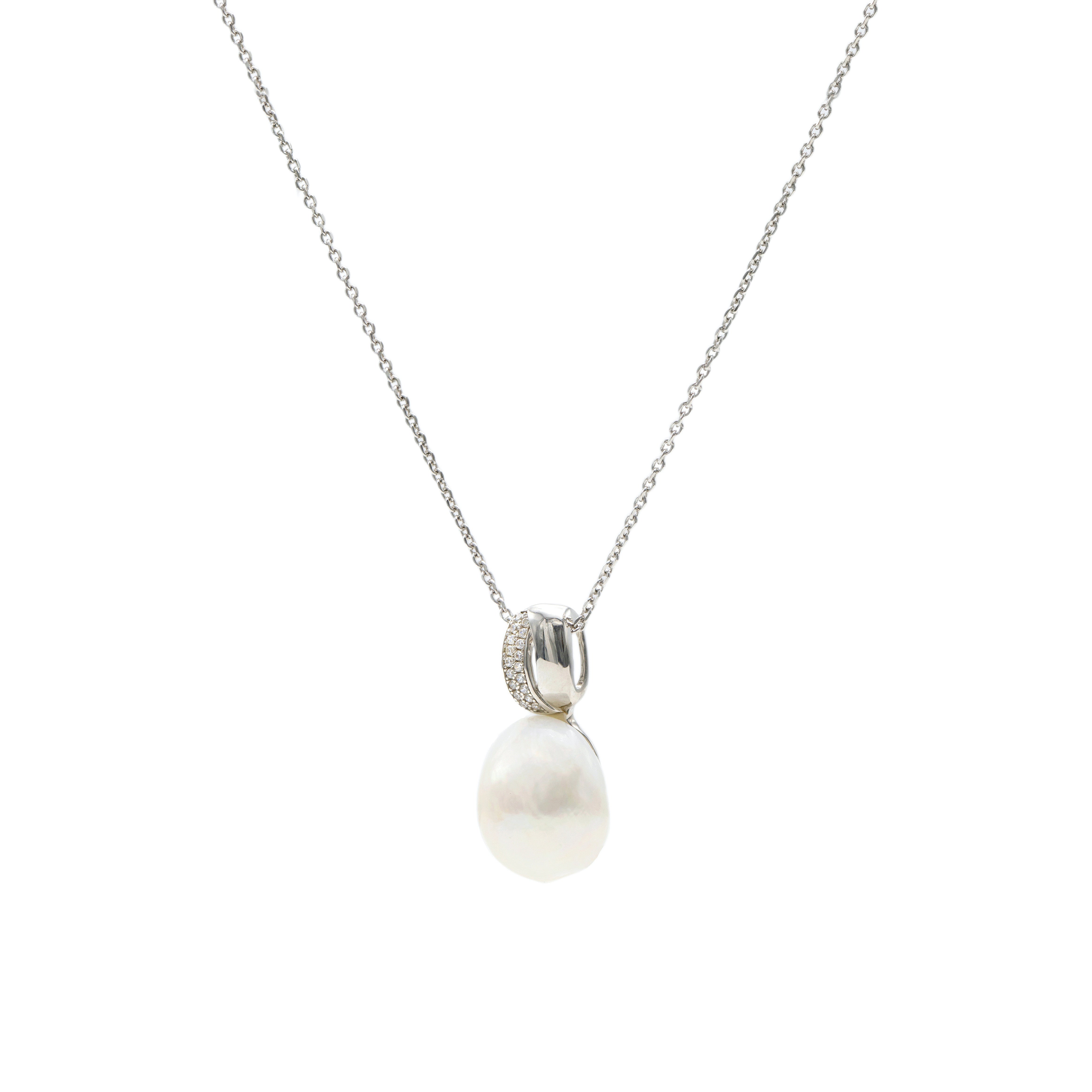 Colgantes perla en plata diseño doble raíl