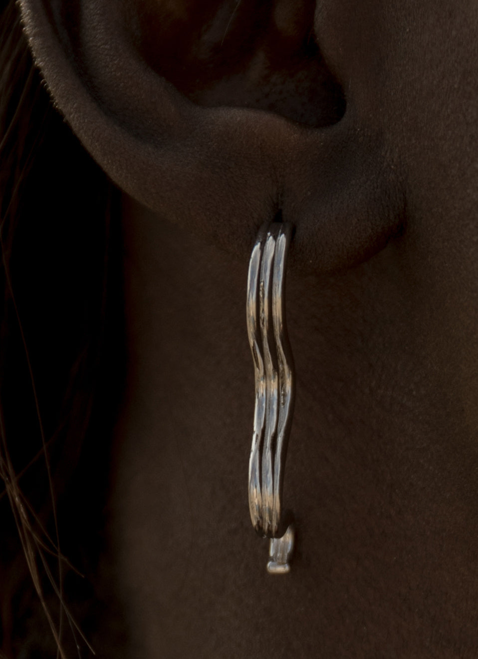 Pendientes originales plata finos curvado triple rail