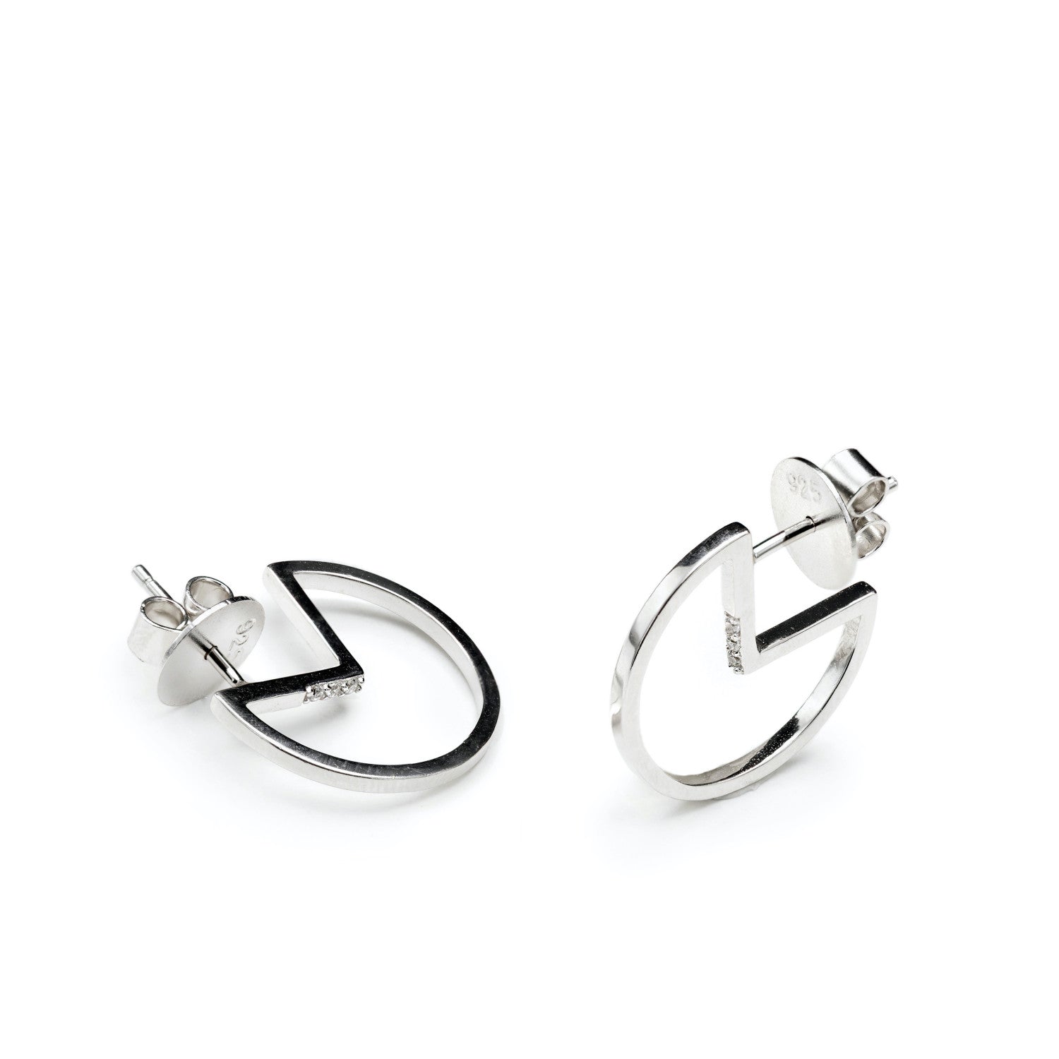 Pendientes originales diseño come-cocos con circonitas