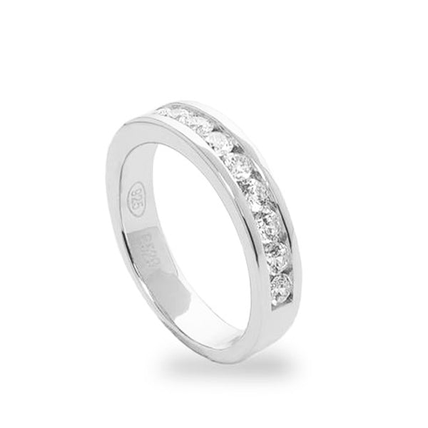Zirconia rings with a brilliant design combined with smooth silver.