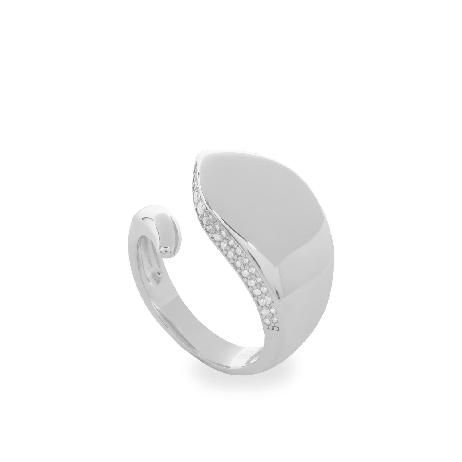 Anillos de diseño estilo oversize con carril de circonitas