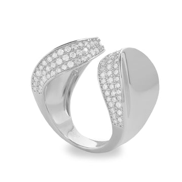 Anillos de diseño abierto formado por circonitas laterales