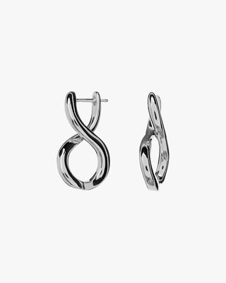 Pendientes originales de plata lisa diseño cruzado