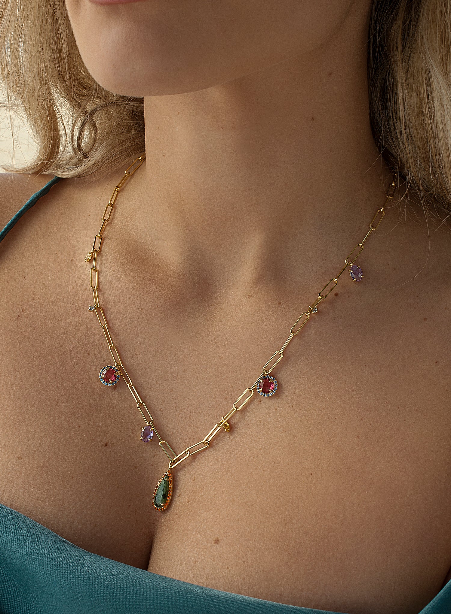 Collares con colgantes diseño de cadena paper clip