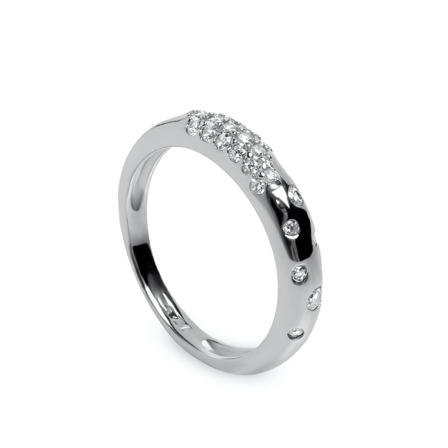 Anneaux zircons design inégale circulaire