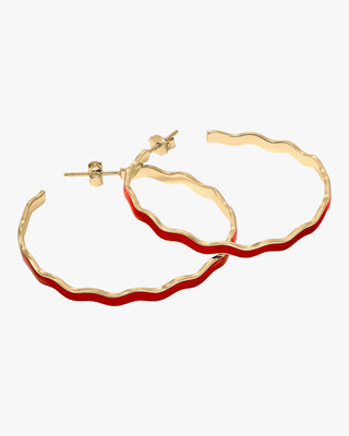 Pendientes aros grandes diseño ondulado con esmalte rojo
