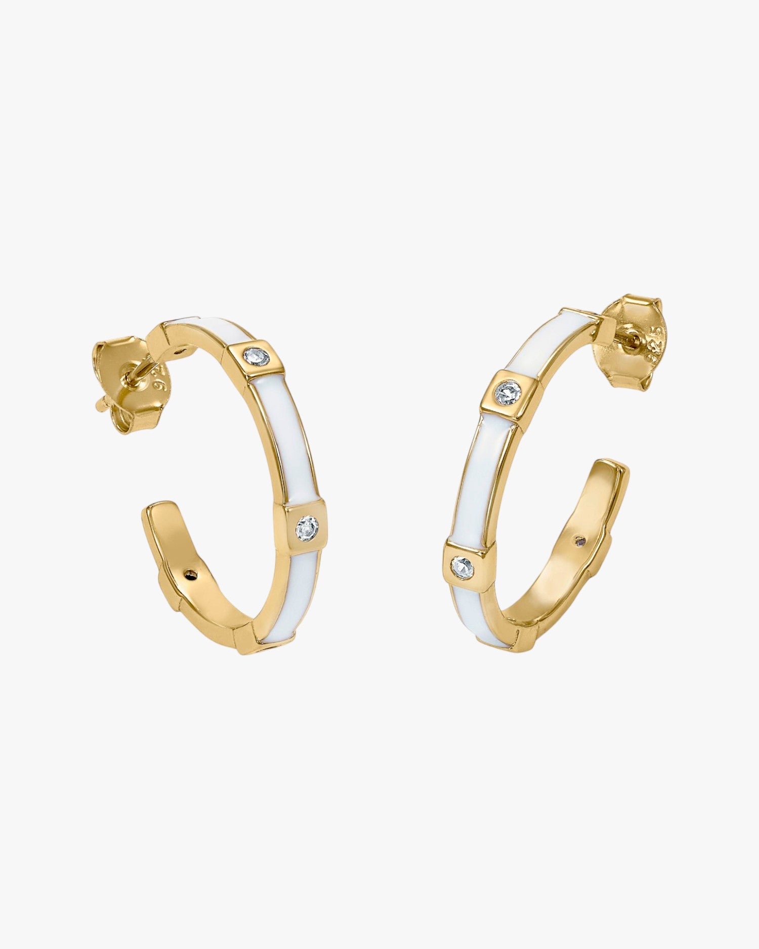 Pendientes aros pequeños diseño escalonado esmalte blanco y circonitas