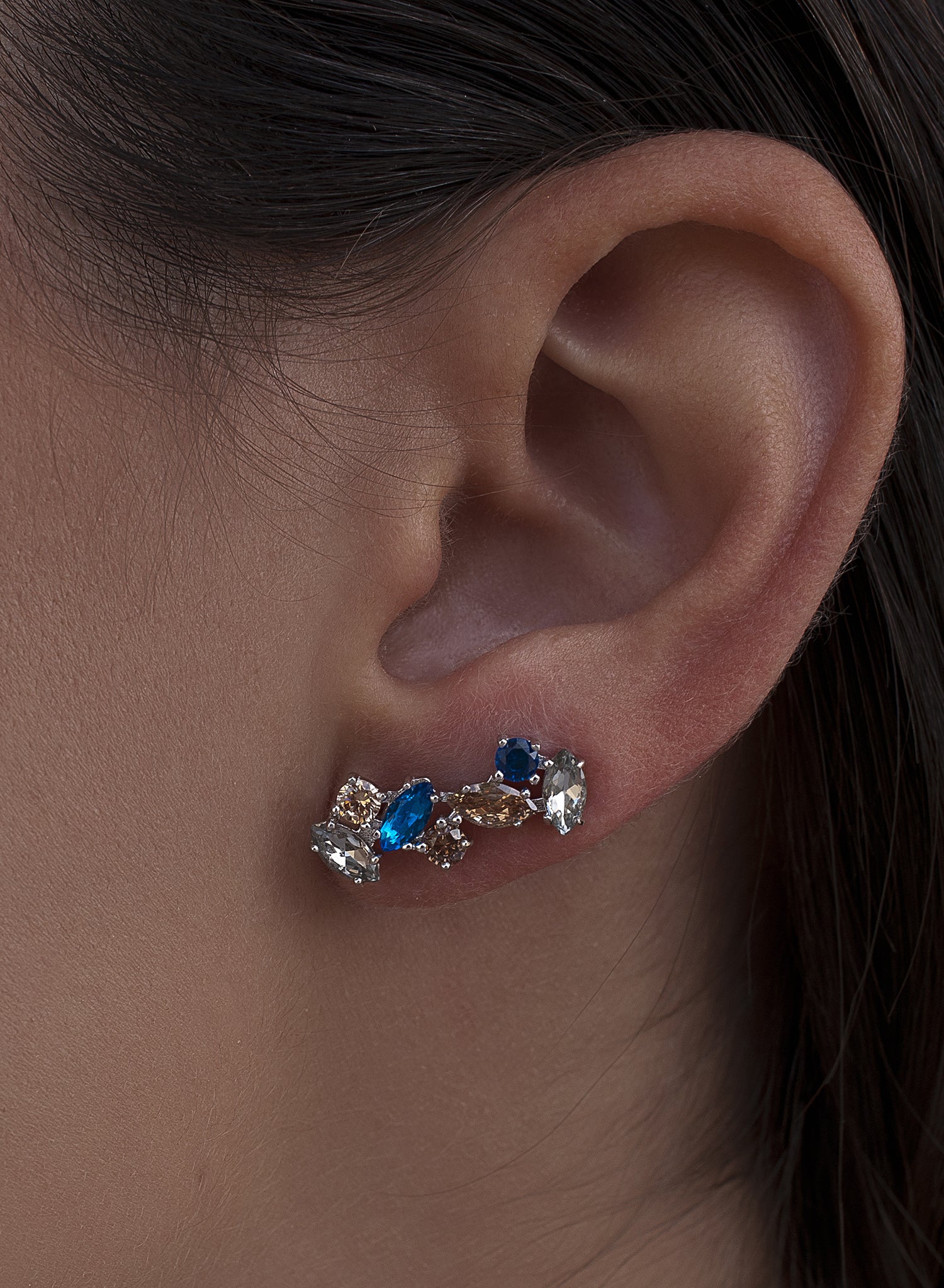 Pendientes trepadores en plata diseño piedras en tono champange y gris