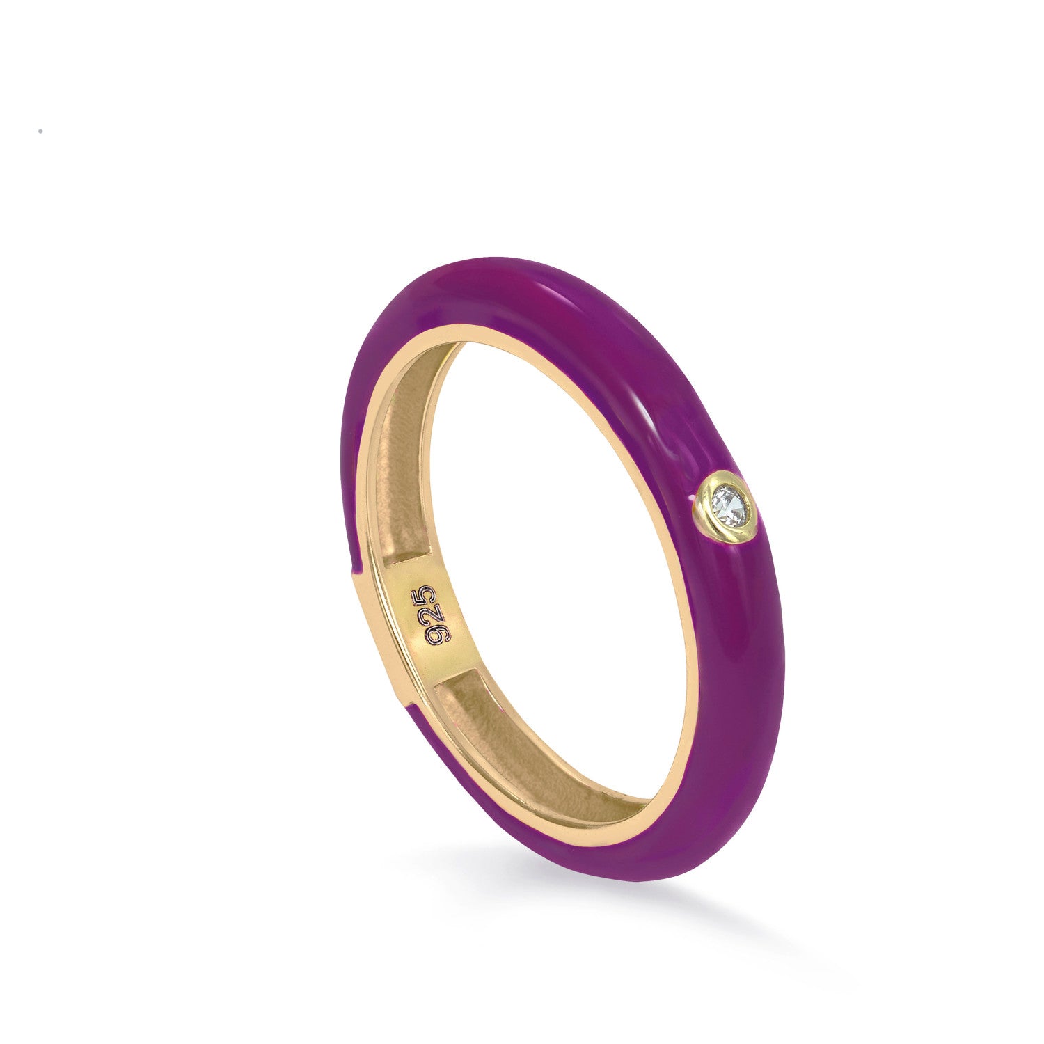 Anillo esmalte púrpura diseño circonita central bañado en oro