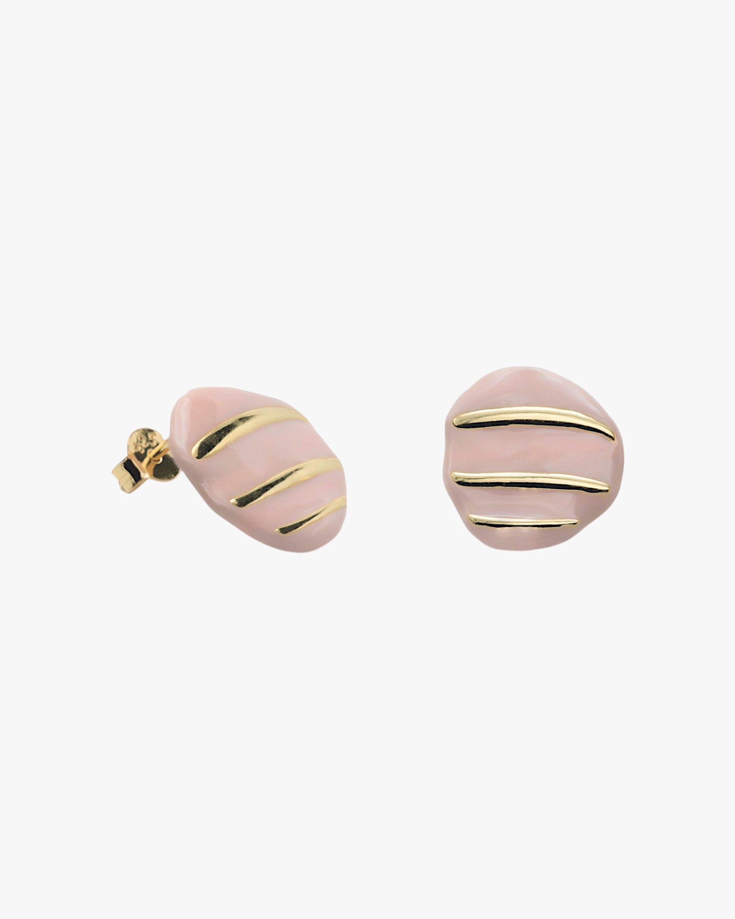 Pendientes originales diseño irregular esmalte rosa y detalles dorados