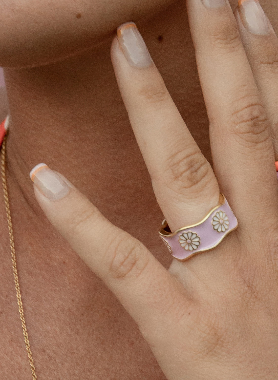 Silver enamel rings with a purple hippie design