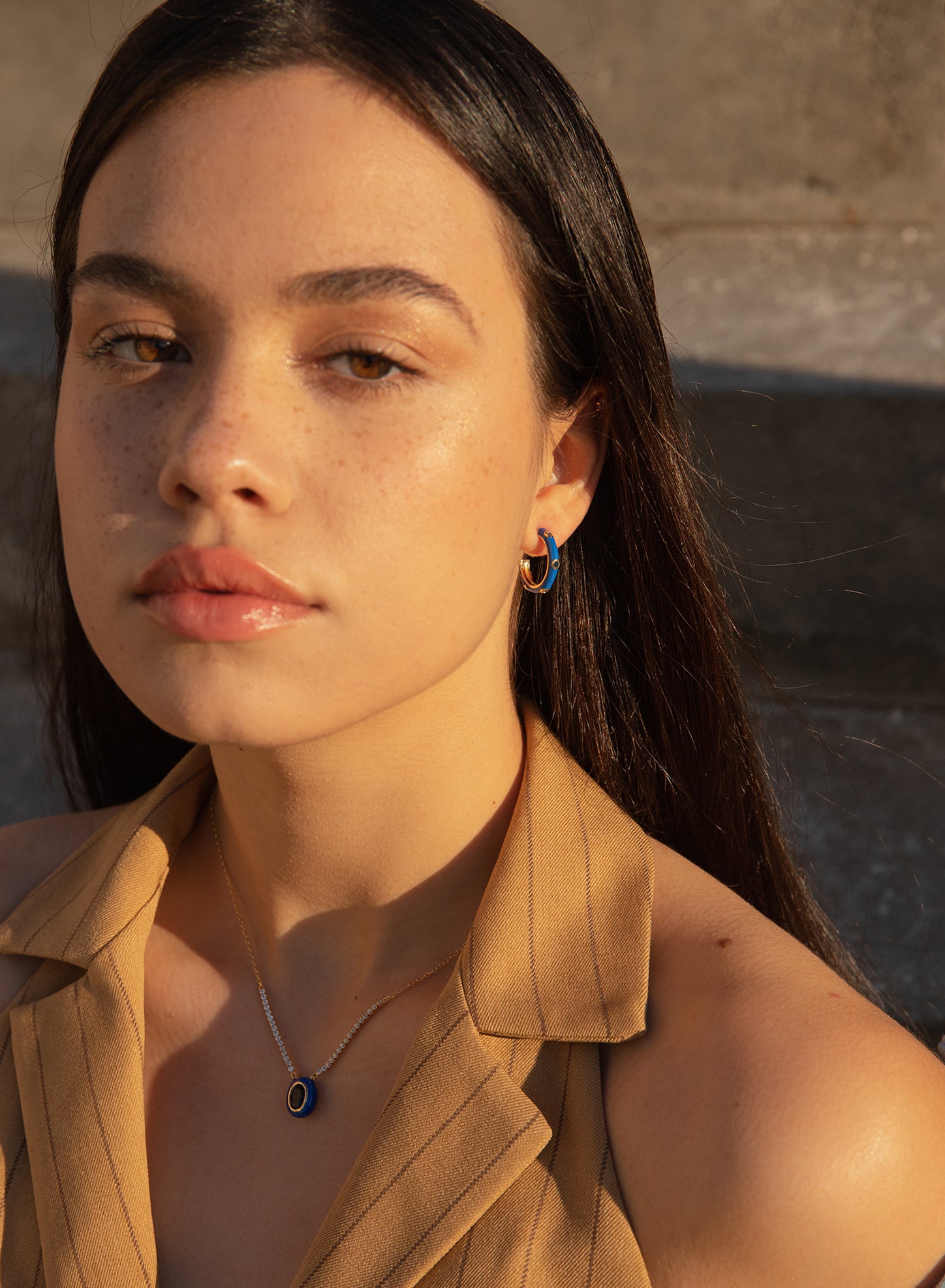 Collares con piedras en plata diseño esmalte azul oscuro