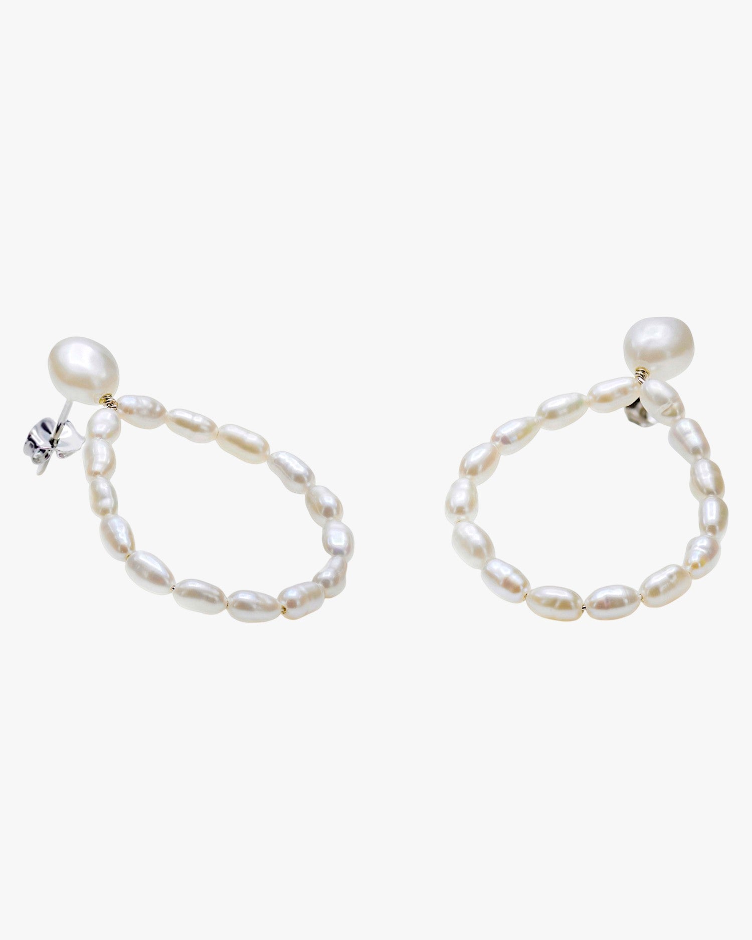 Pendientes perlas estilo aro en forma de pera