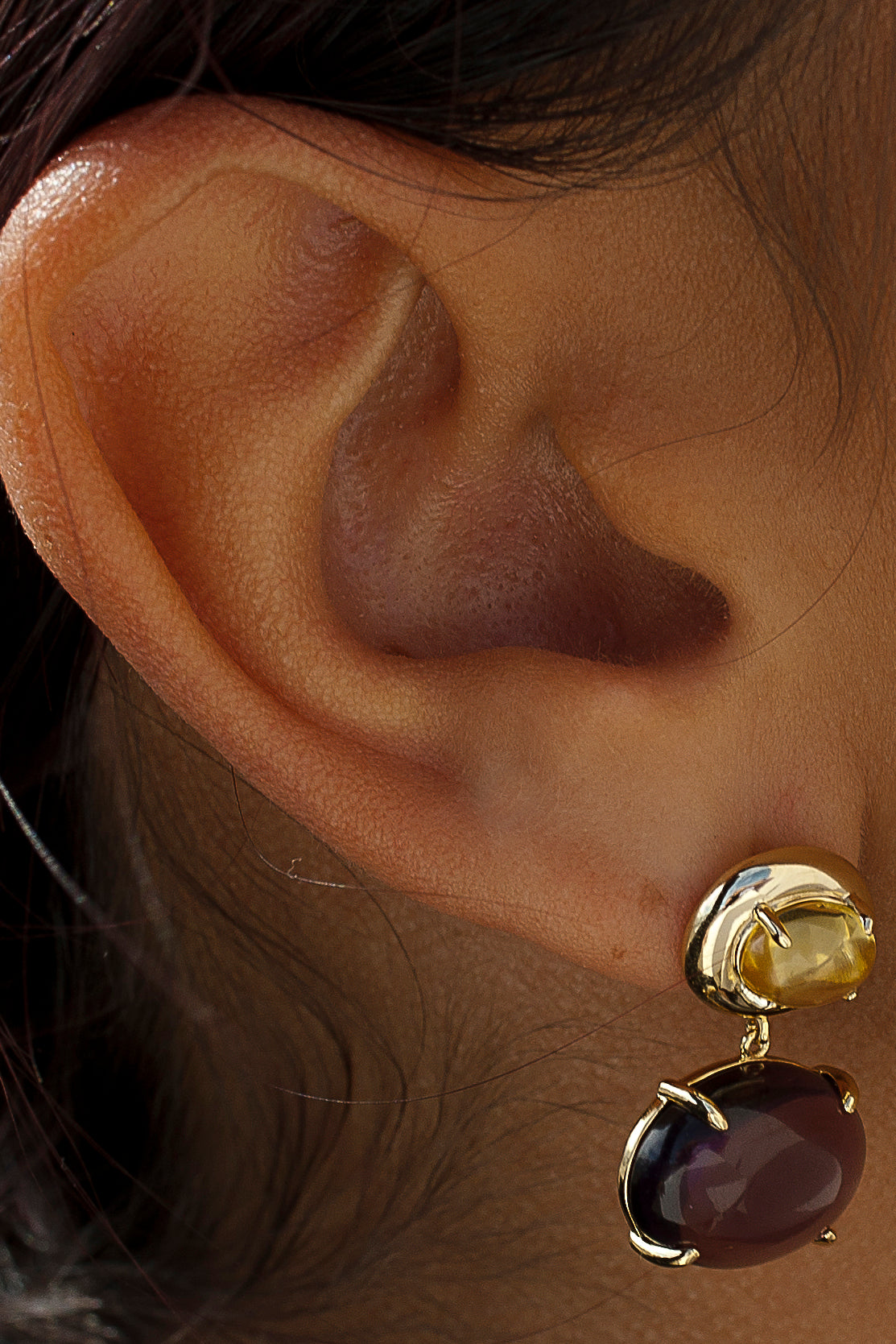 Boucles d'oreilles avec pendentifs, motif en quartz adamantine bicolore