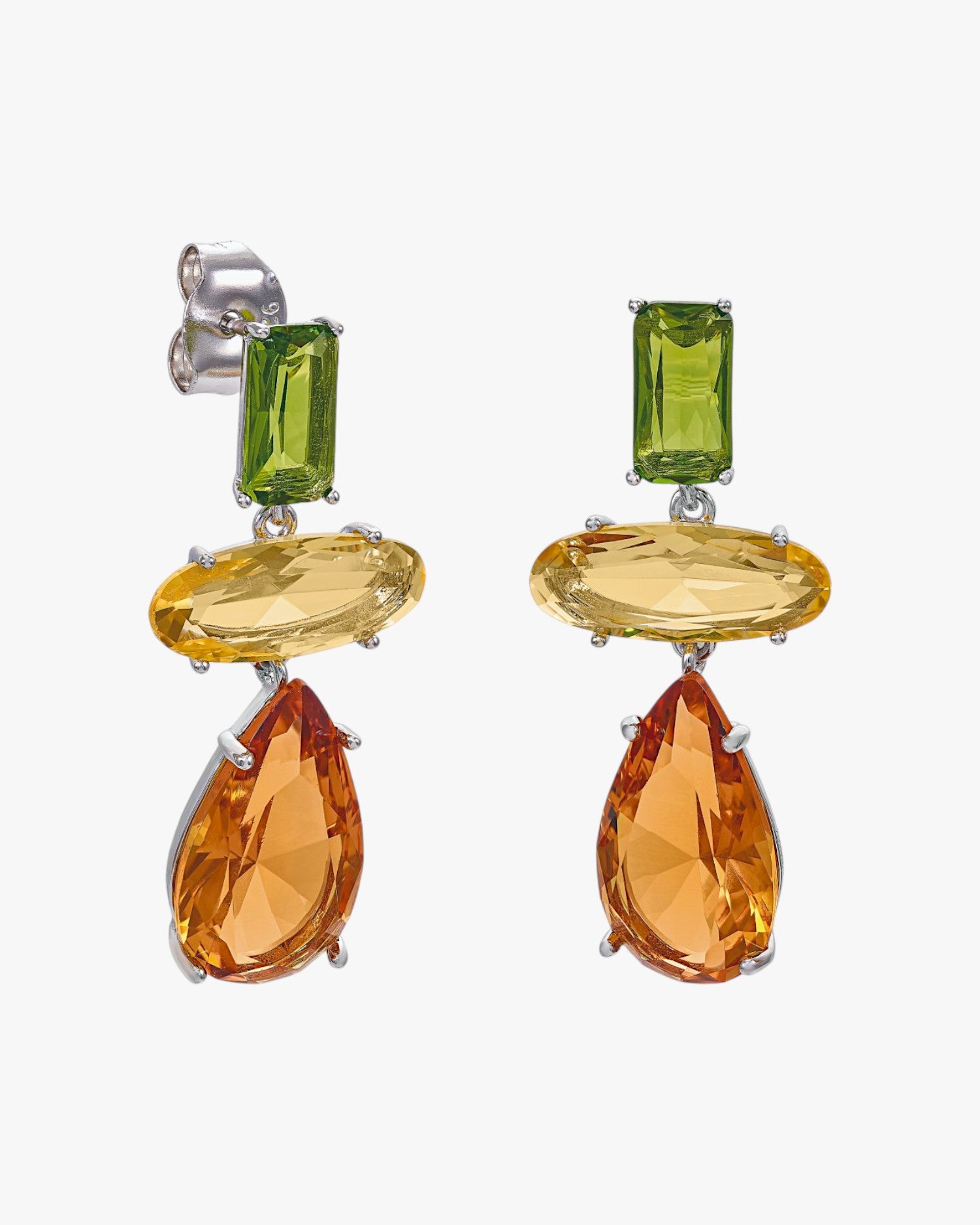 Pendientes de piedras de colores en tonos cálidos
