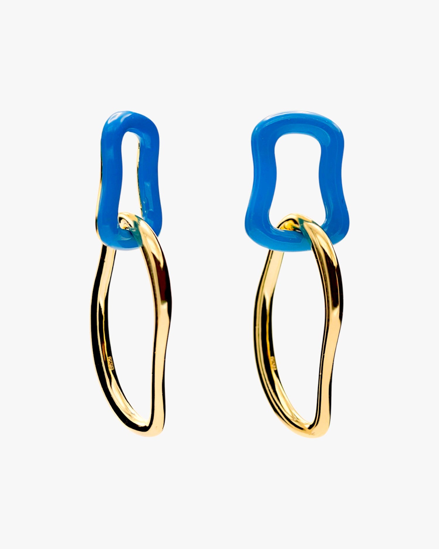 Pendientes originales diseño de doble motivo con esmalte