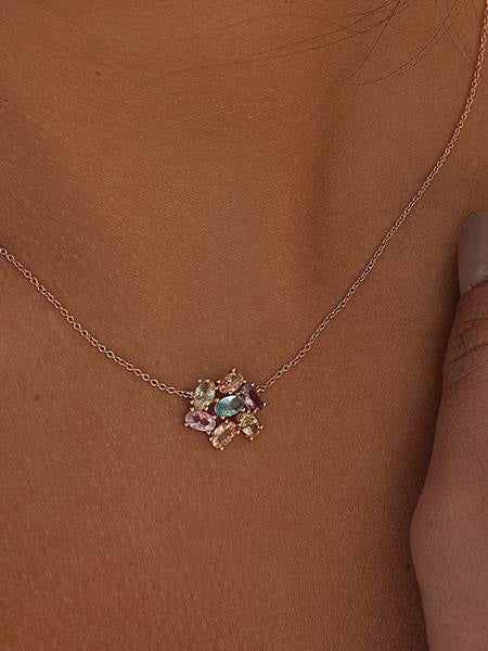 Collares con piedras diseño de gemas multicolores