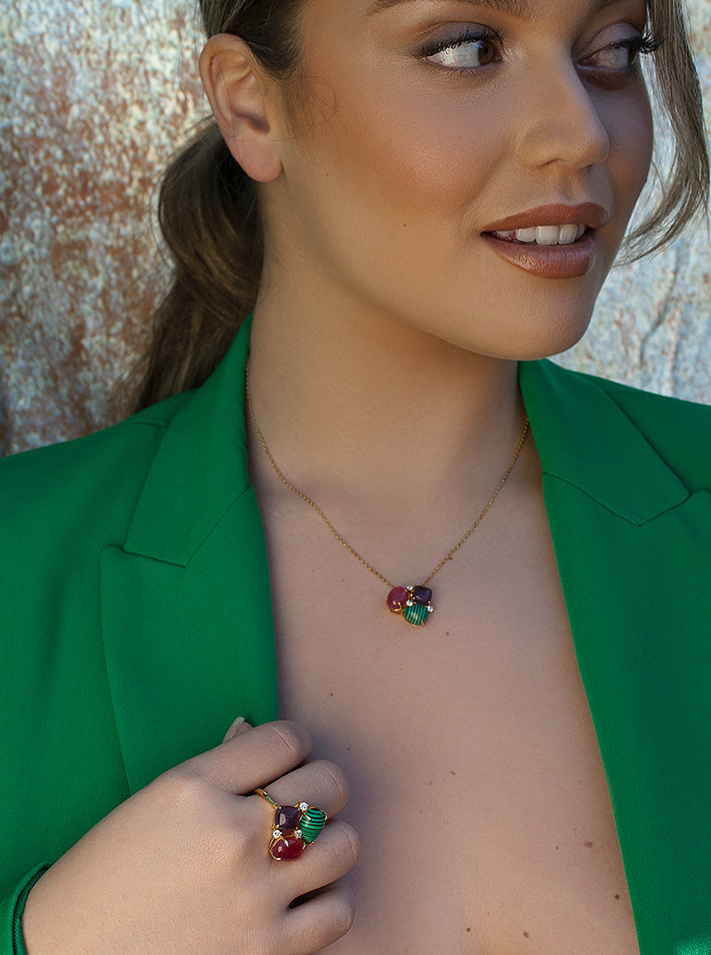 Rings with natural stones, triple design with claws