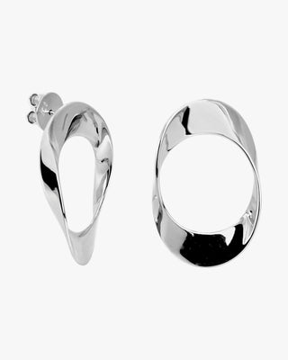 Boucles d'oreilles créoles en argent avec un motif ovale irrégulier
