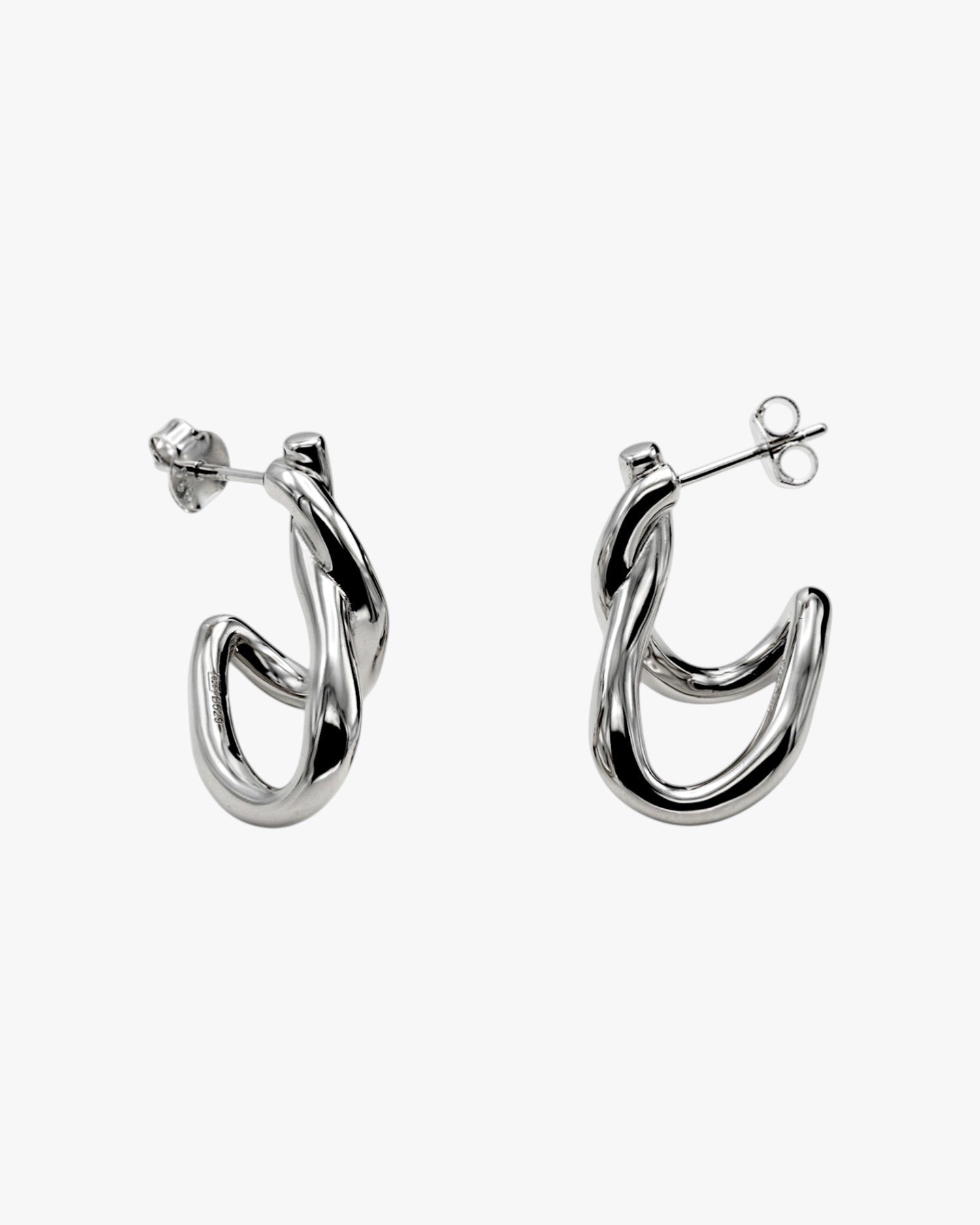Pendientes originales en plata estilo aro entrelazado