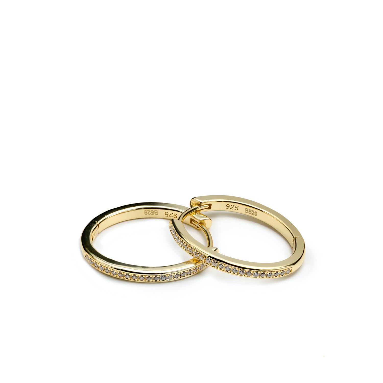 Pendientes aro de plata bañada diseño con circonitas