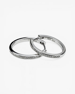Pendientes aro de plata diseño ovalado con circonitas