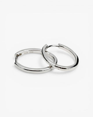 Pendientes aro de plata con diseño ovalado