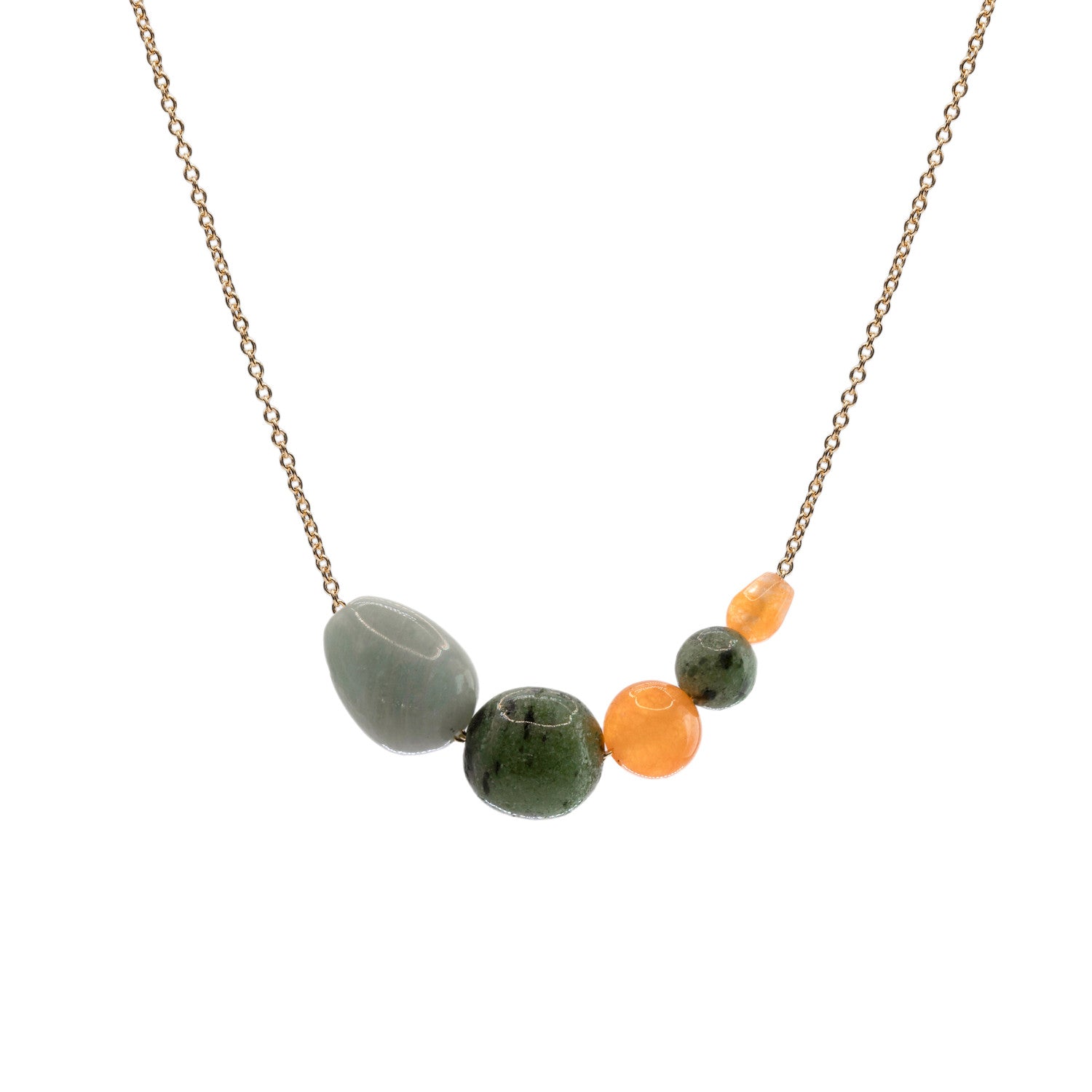 Collares con piedras naturales en tono nature