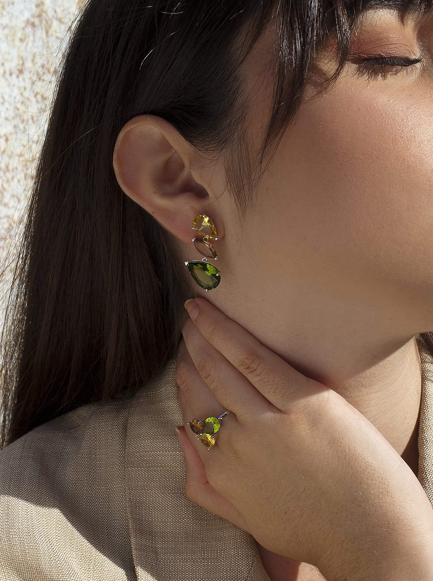Rings with three-gem design stones in a natural tone