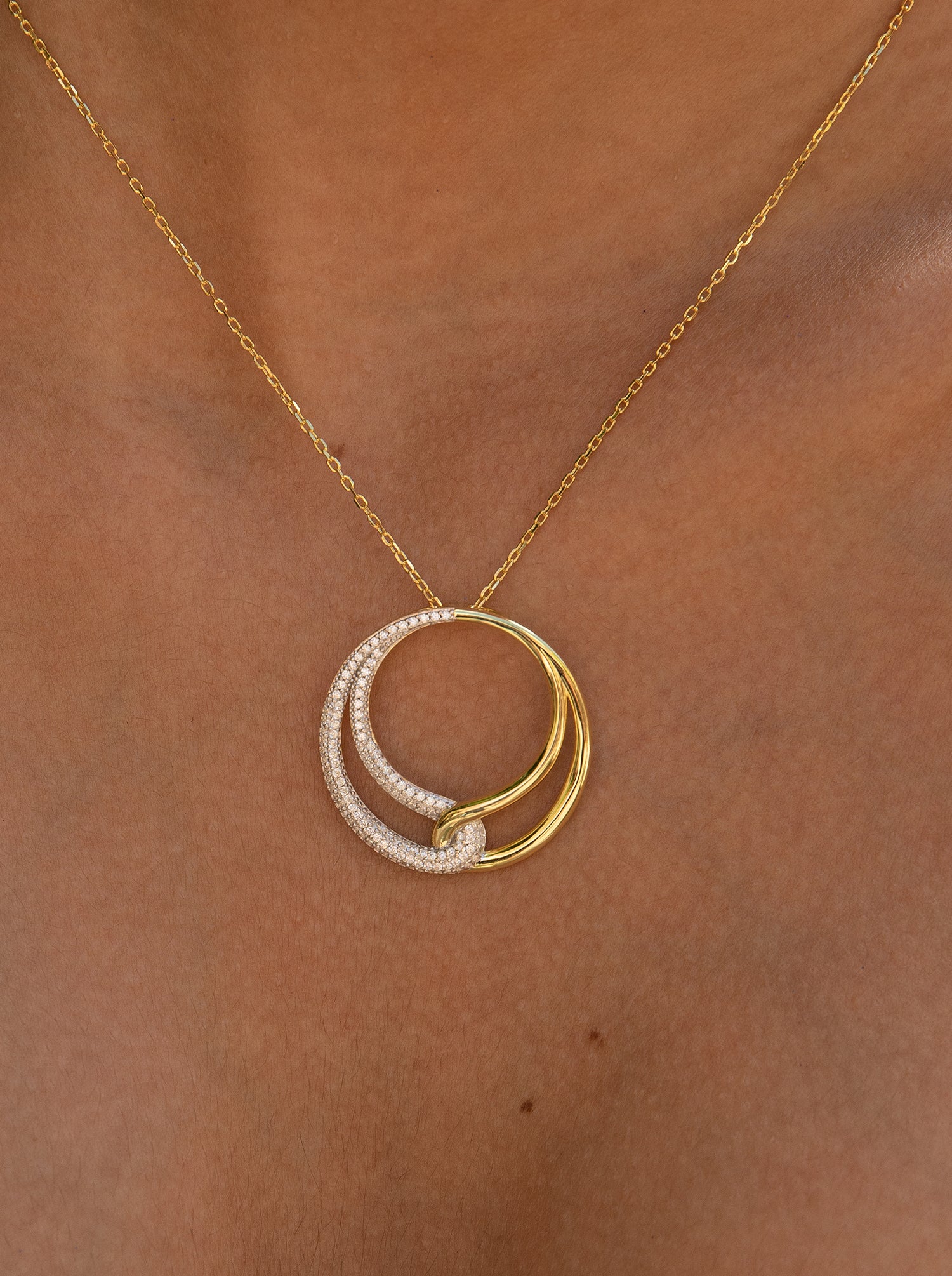 Colgantes bicolor de plata combinado con circonitas