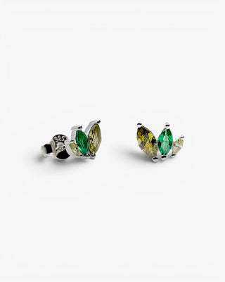 Pendientes pequeños con gemas en tonos verdes