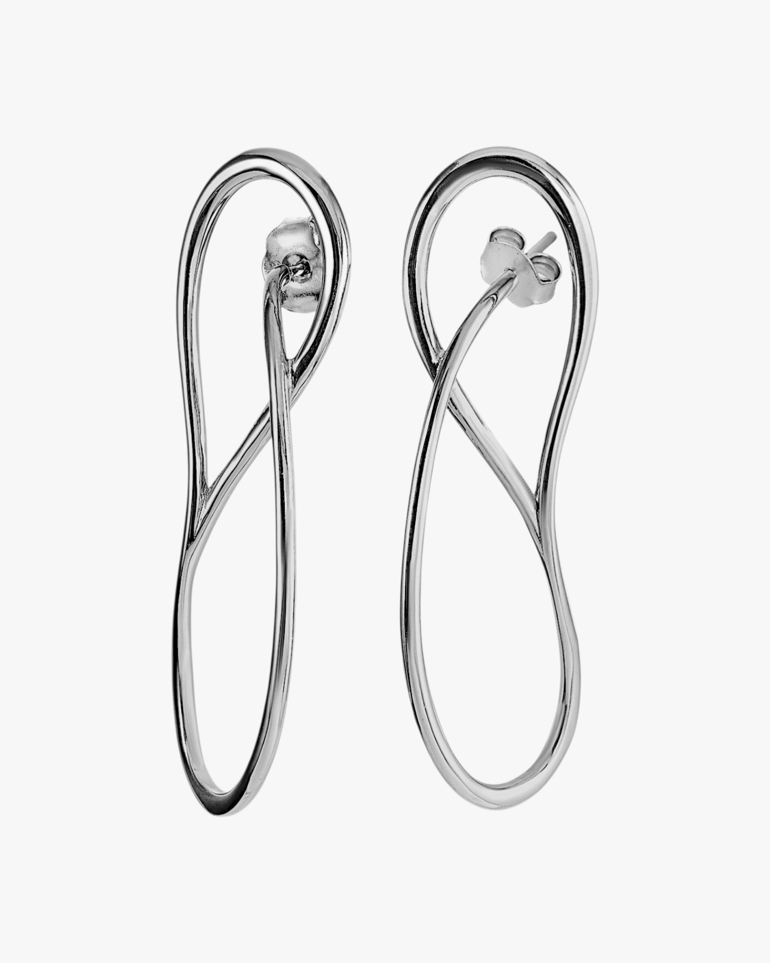 Pendientes originales de plata estilo curvilíneo