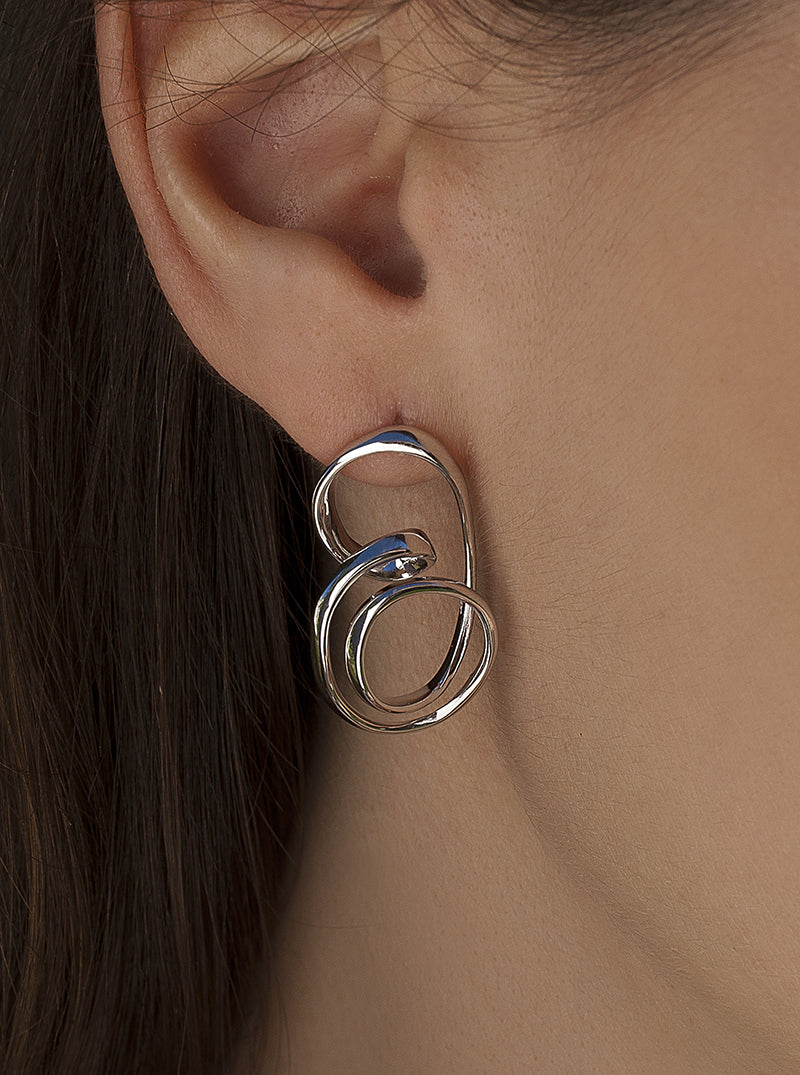 Original silver earrings with an intertwined design