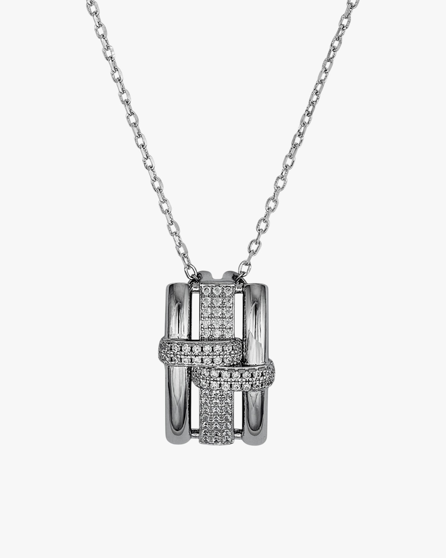 Colgante brillante de plata diseño de hebilla