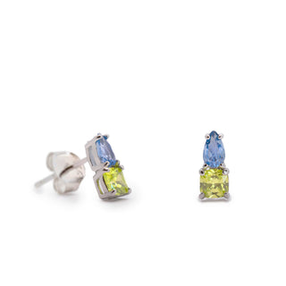 Pendientes pequeños con gemas tono aguamarina y lima