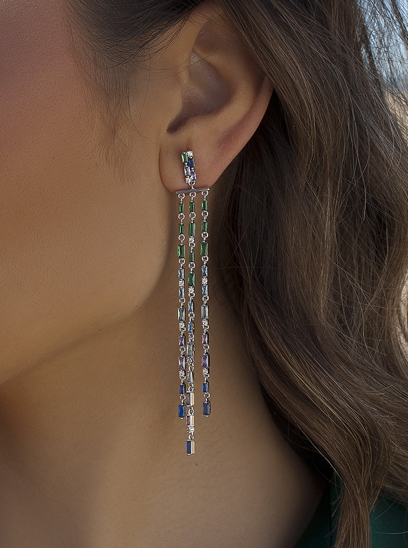 Pendientes largos con gemas de colores estilo cortina